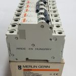 MERLİN GERİN 1xB20A OTOMAT