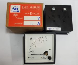 SET ANALOG VOLTMETRE (10A)
